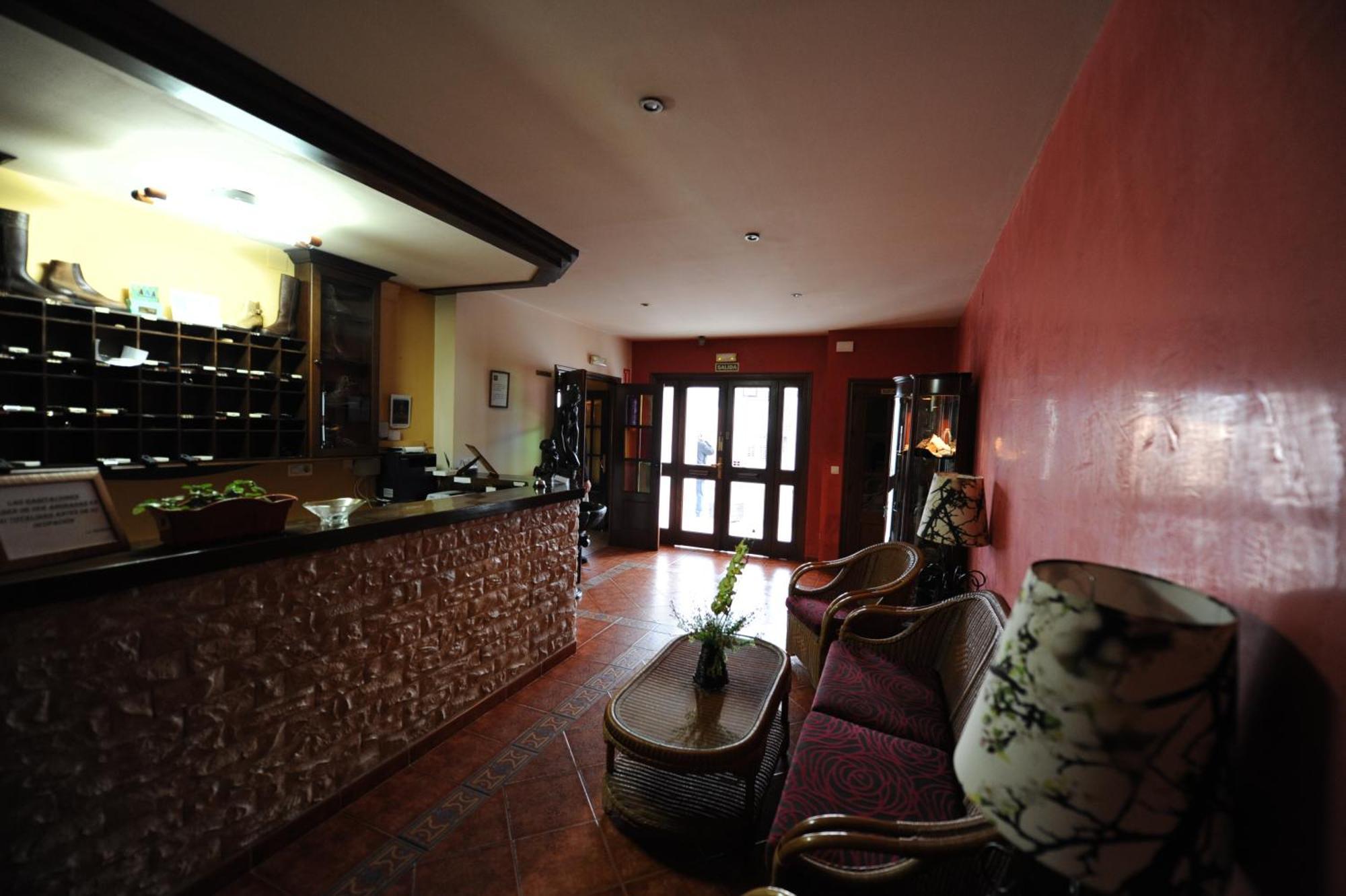 ואלורדה דל קמינו Hotel Montearoma מראה חיצוני תמונה