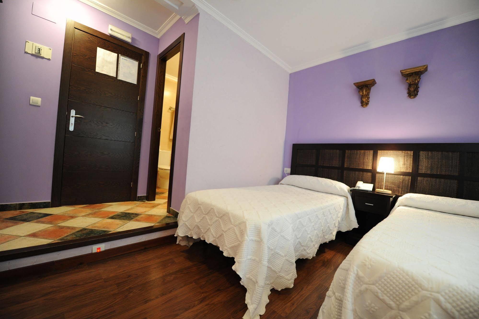 ואלורדה דל קמינו Hotel Montearoma מראה חיצוני תמונה