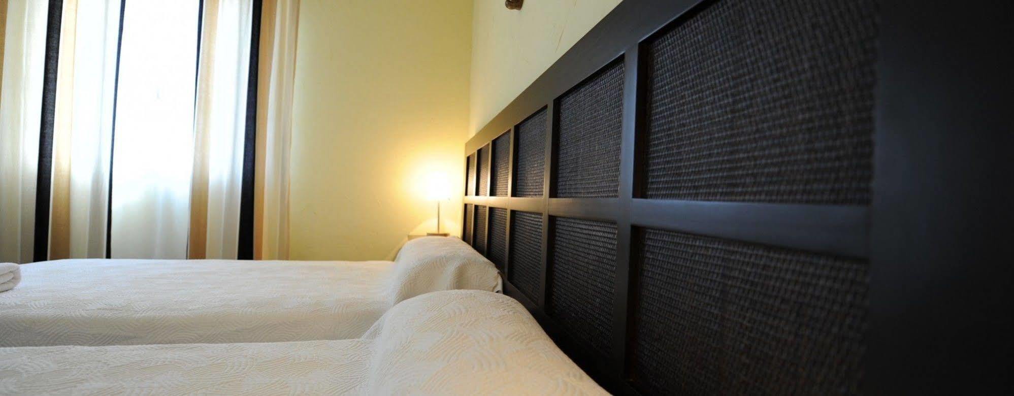 ואלורדה דל קמינו Hotel Montearoma מראה חיצוני תמונה