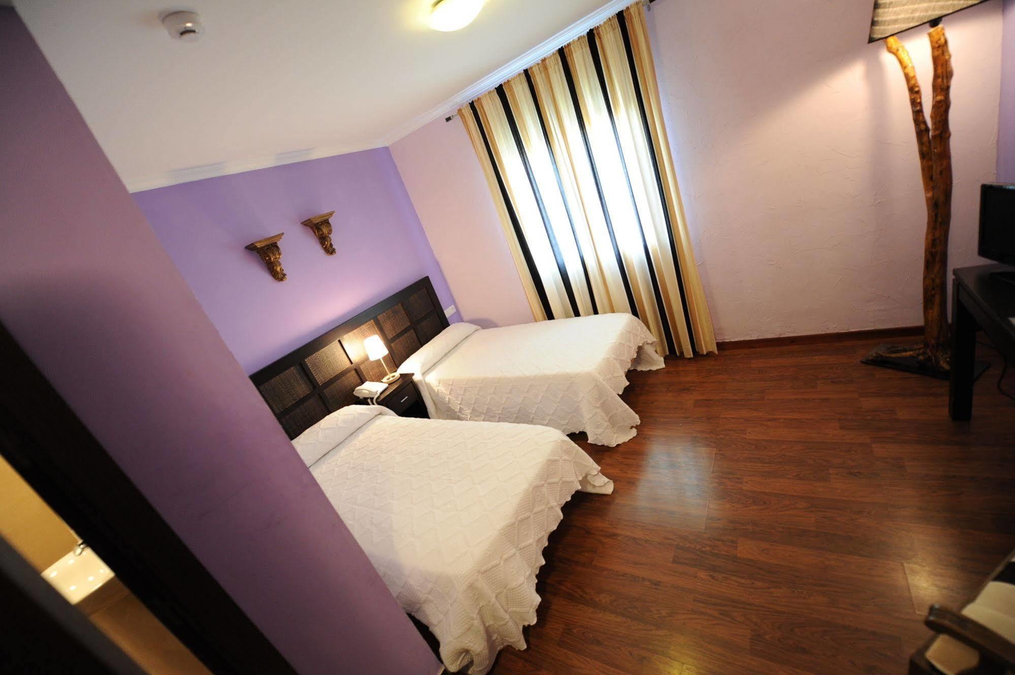 ואלורדה דל קמינו Hotel Montearoma מראה חיצוני תמונה