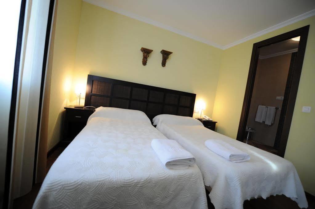 ואלורדה דל קמינו Hotel Montearoma מראה חיצוני תמונה