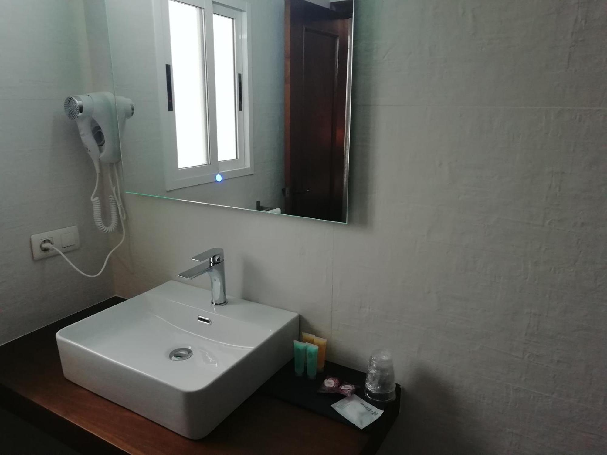 ואלורדה דל קמינו Hotel Montearoma מראה חיצוני תמונה