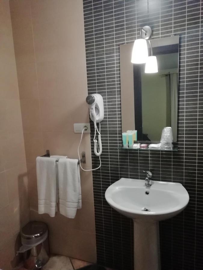 ואלורדה דל קמינו Hotel Montearoma מראה חיצוני תמונה